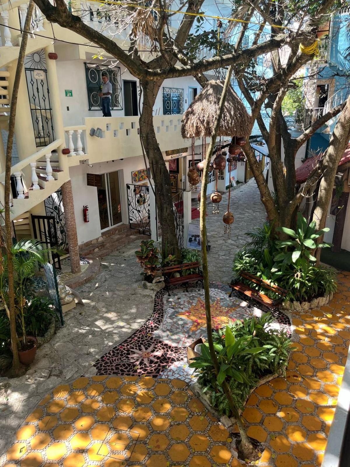 Hotel Ha Garden Gallery - 5Th Avenue Плая дел Кармен Екстериор снимка