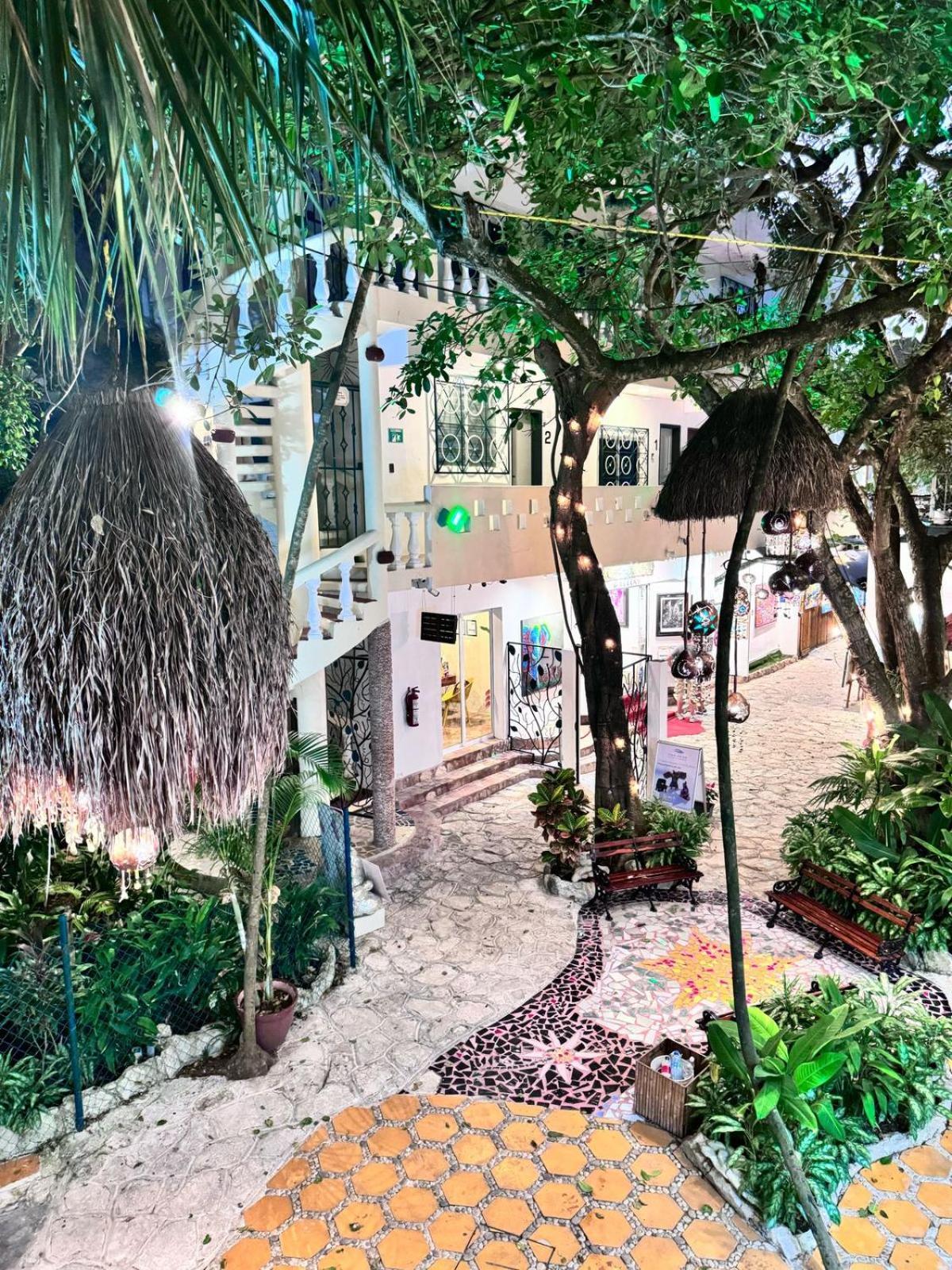 Hotel Ha Garden Gallery - 5Th Avenue Плая дел Кармен Екстериор снимка