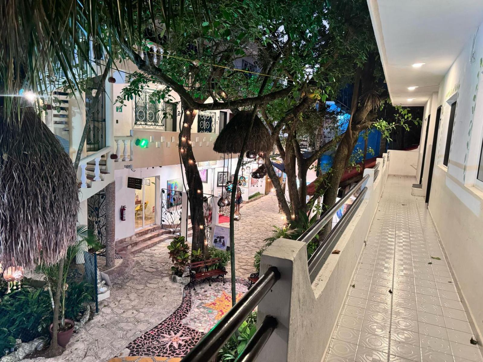Hotel Ha Garden Gallery - 5Th Avenue Плая дел Кармен Екстериор снимка
